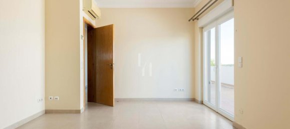 4 bedrooms Villa in Loule, Portugal No. 130131 21