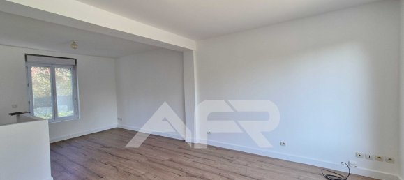 3 bedrooms House in Chatou, France No. 167287 5