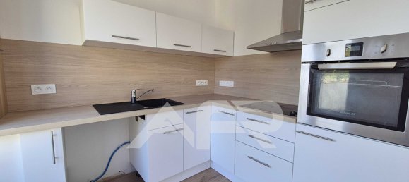 3 bedrooms House in Chatou, France No. 167287 6