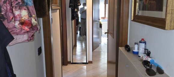 Квартира с 4 комнатами в Парма, Италия № 298922 3