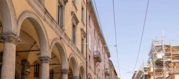 2 rooms Apartment in Bologna, Italy No. 268030 5