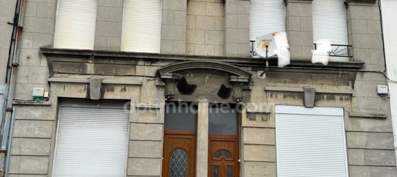 3 bedrooms House in Saint-Quentin, France No. 77851 8