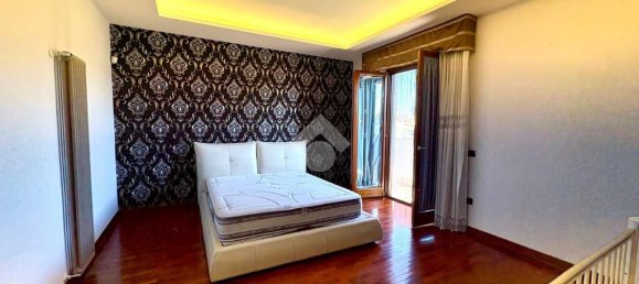 3 Schlafzimmer Doppelhaus in Sant'Antimo, Italy, Nr. 291857 20