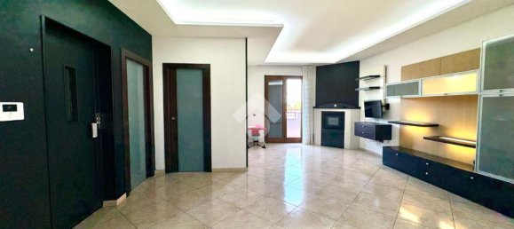 3 Schlafzimmer Doppelhaus in Sant'Antimo, Italy, Nr. 291857 24