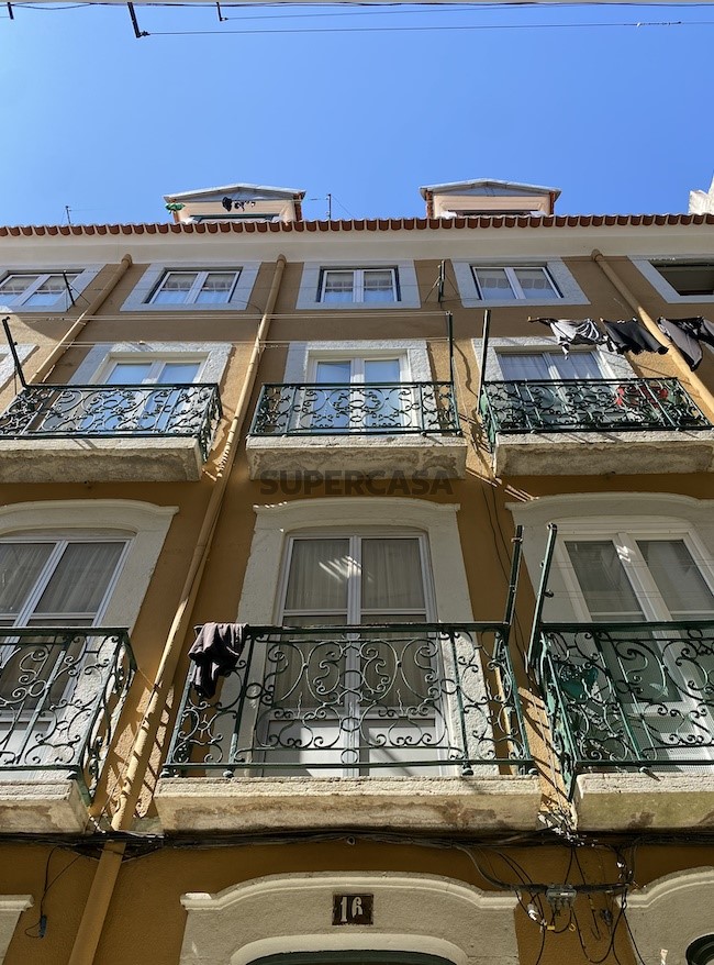 1 bedroom Apartment in Lisbon, Portugal No. 306911