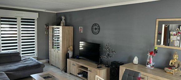 3 bedrooms House in Beuvrages, France No. 306554 3