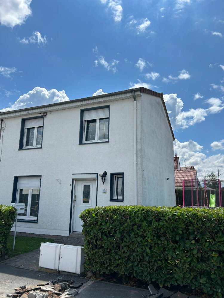 3 bedrooms House in Beuvrages, France No. 306554