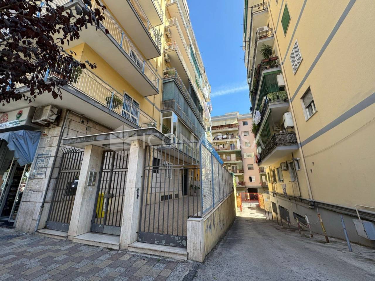 3 rooms Apartment in San Giorgio a Cremano, Italy No. 339228