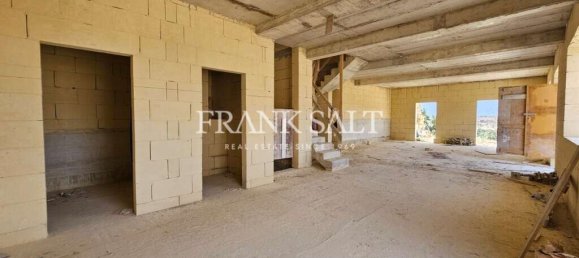 6 غرف نوم منزل في Victoria, Malta رقم 648 4