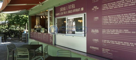 1 room Commercial property in Ravenna, Italy No. 333818 2