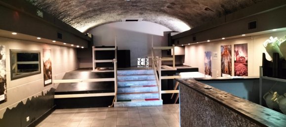 100m² Commercial property in Rome, Italy No. 50134 14