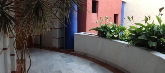 97m² Office in Marbella, Spain No. 61178 12