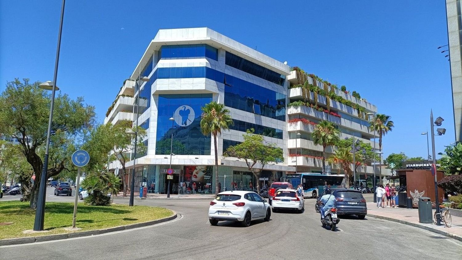 97m² Office in Marbella, Spain No. 61178