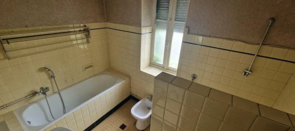 4 bedrooms House in Saint-Gaudens, France No. 356875 15