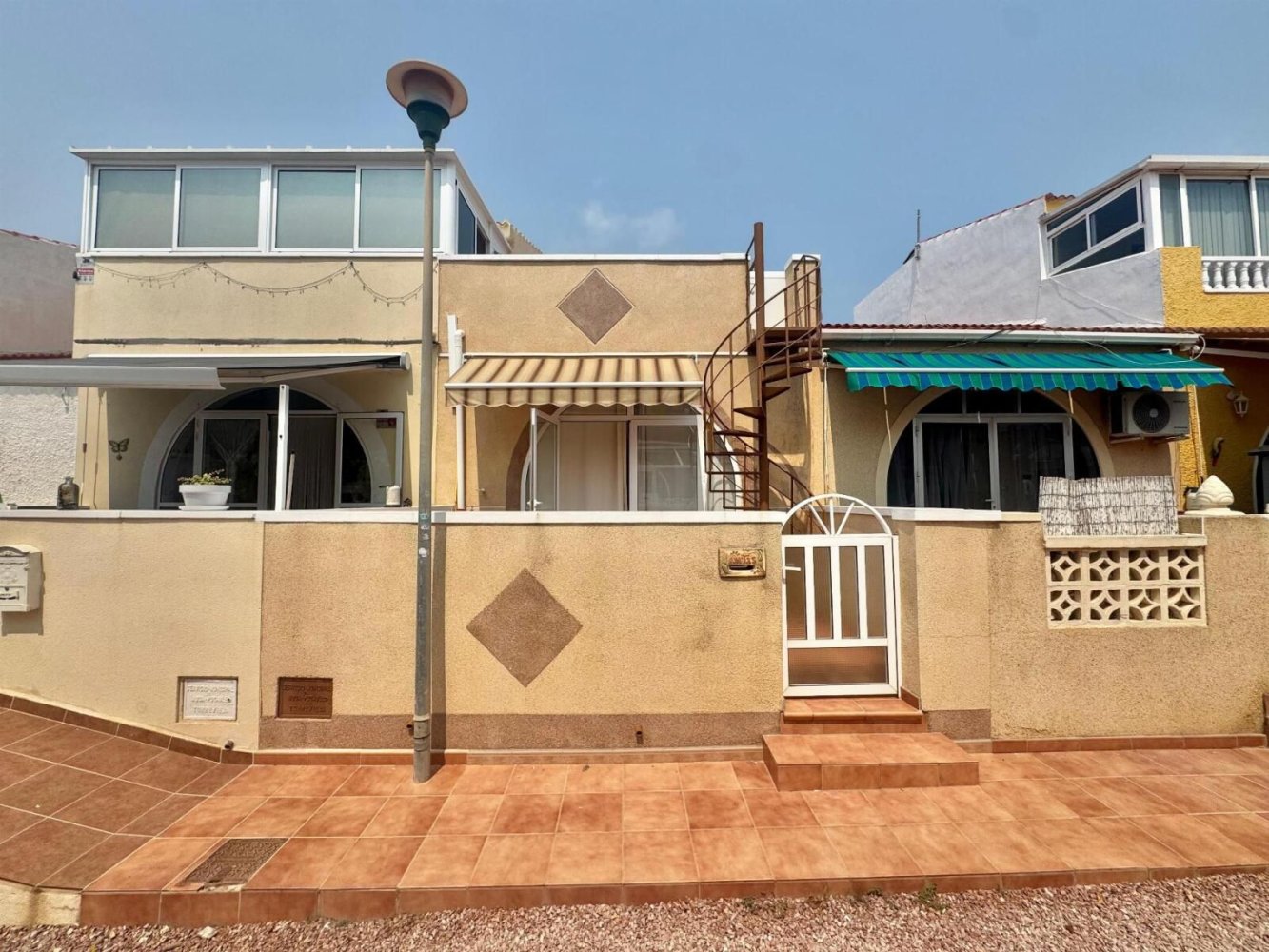 1 bedroom Bungalow in Torrevieja, Spain No. 257918