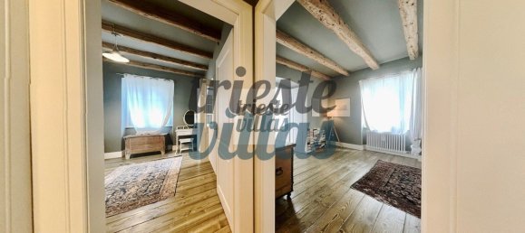 3 bedrooms Villa in Trieste, Italy No. 94239 10