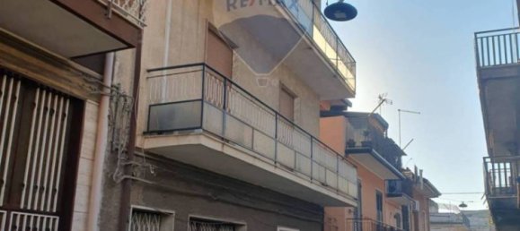 Casa de 3 dormitorios en Paternò, Italy No. 156712 2