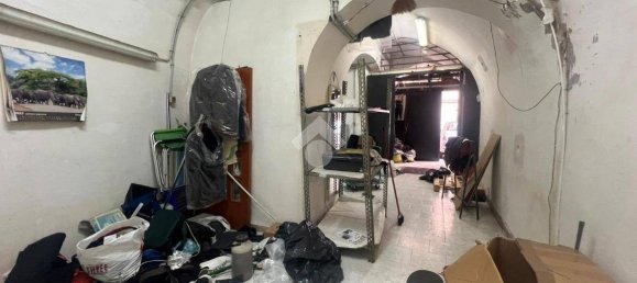 113m² Warehouse in Naples, Italy No. 260914 4