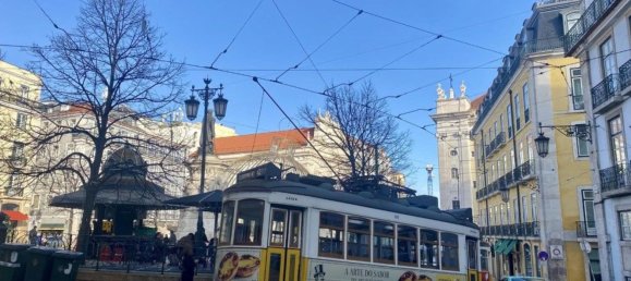 3 غرف نوم منزل ذو طابقين في Lisbon, Portugal رقم 134548 22