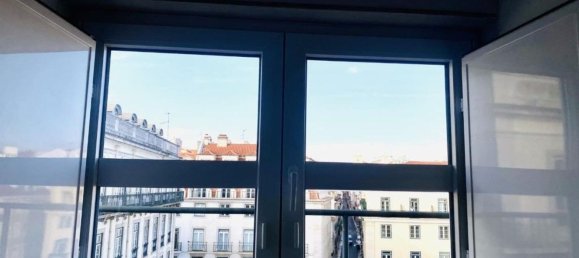 3 غرف نوم منزل ذو طابقين في Lisbon, Portugal رقم 134548 19