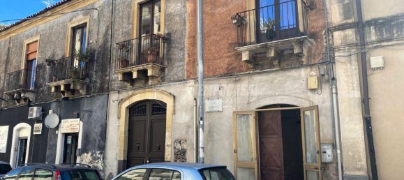 3 rooms House in Catania, Italy No. 153385 11