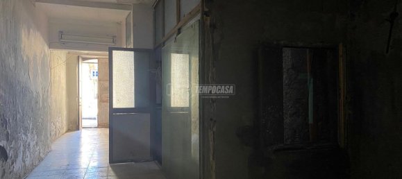 3 rooms House in Catania, Italy No. 153385 7