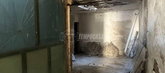 3 rooms House in Catania, Italy No. 153385 6