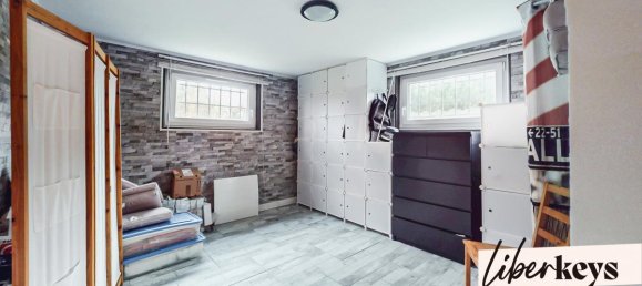 6 chambres Maison à La Mancelière, France No. 301496 10