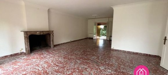 3 bedrooms House in Valenciennes, France No. 280486 2