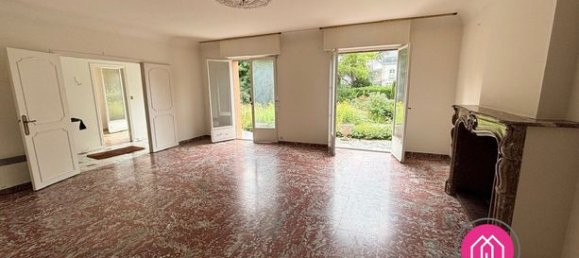 3 bedrooms House in Valenciennes, France No. 280486 4