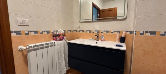 3 rooms Apartment in Monterotondo, Italy No. 199922 24