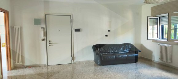 4غرفة شقة في Bari, Italy رقم 29137 17