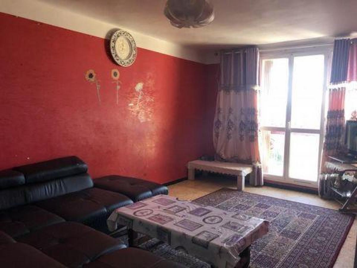 3 bedrooms Condo in Marseille, France No. 16223