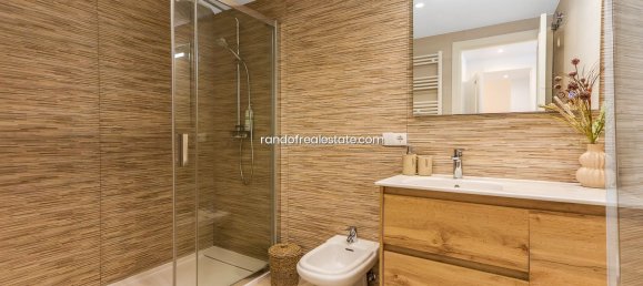 2 bedrooms Penthouse in Alicante, Spain No. 185584 16