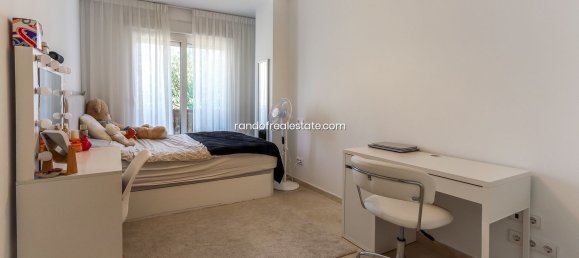 2 bedrooms Penthouse in Alicante, Spain No. 185584 17