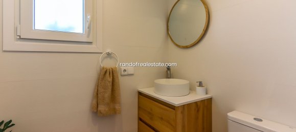 2 bedrooms Penthouse in Alicante, Spain No. 185584 12