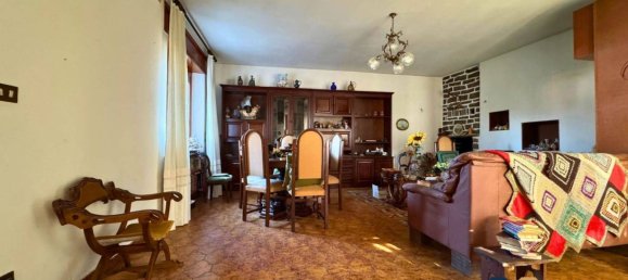 2 bedrooms Villa in Serravalle Sesia, Italy No. 188851 8