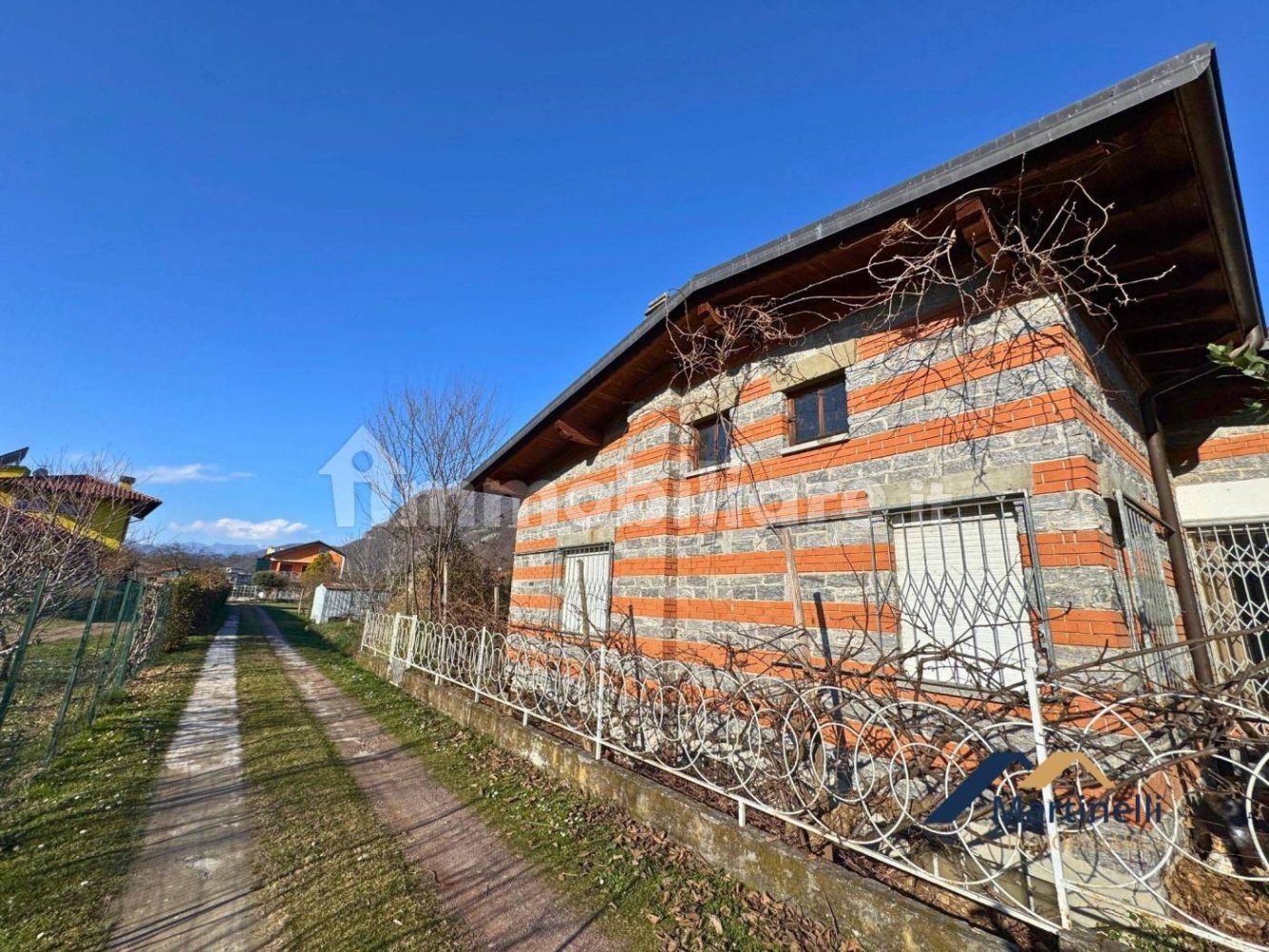 2 bedrooms Villa in Serravalle Sesia, Italy No. 188851