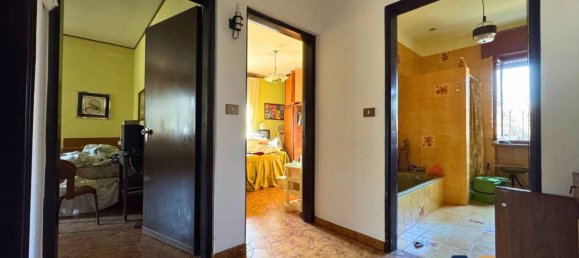 2 bedrooms Villa in Serravalle Sesia, Italy No. 188851 18