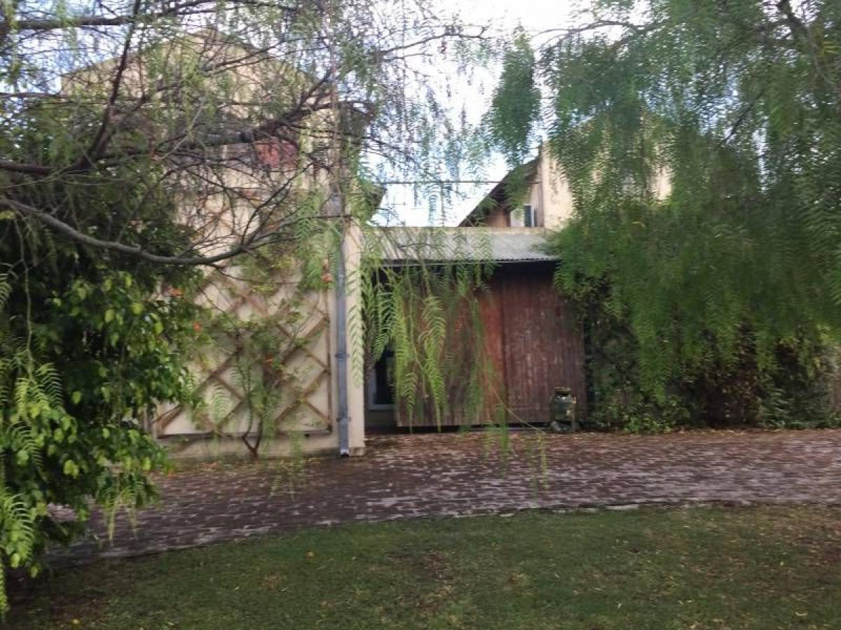 5 bedrooms House in Tigre, Argentina No. 77678