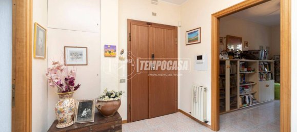 3 bedrooms Apartment in Perugia, Italy No. 258915 6