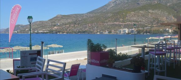 209m² Property in Loutraki, Greece No. 6692 4