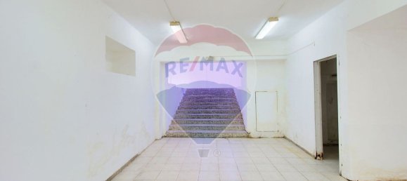 Propiedad comercial en Alenquer, Portugal 667 m² No. 75364 12