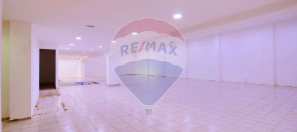 Propiedad comercial en Alenquer, Portugal 667 m² No. 75364 10