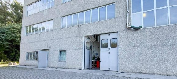 Склад с 2 комнатами в Бульчаго, Италия № 341471 16