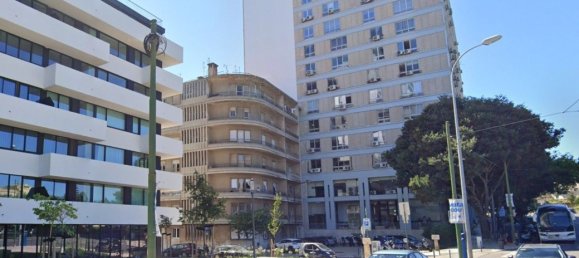 1 bedroom Apartment in Lisbon, Portugal No. 96661 4