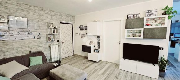 3 rooms Apartment in Corbetta, Italy No. 5066 5