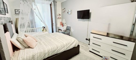 3 rooms Apartment in Corbetta, Italy No. 5066 24