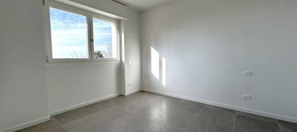 Villa T3 em Montevecchia, Italy N.º 170996 16