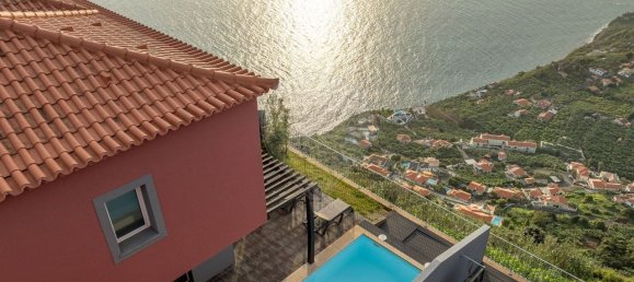 3 bedrooms House in Calheta, Portugal No. 166237 2